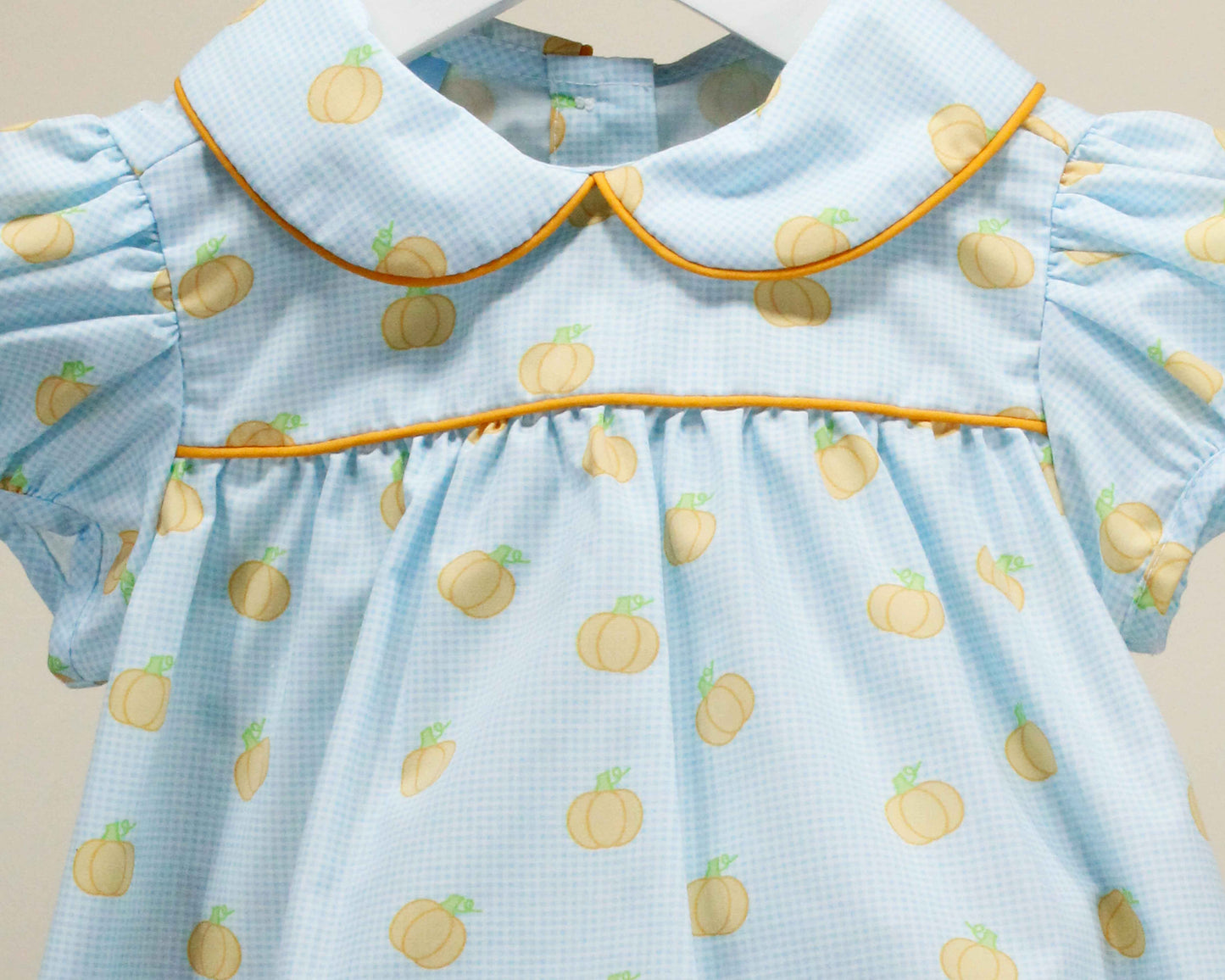 Pumpkins On Sky Emma Set